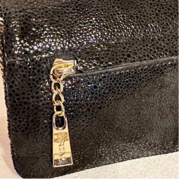 Sorial New York Black Evening Bag with Gold Chain Magnetic Closure - Picture 6 of 10
